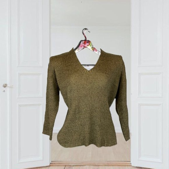 White Stag Sweaters - White Stag Ribbed V-Neck Long Sleeve Sweater Women’s Size Large